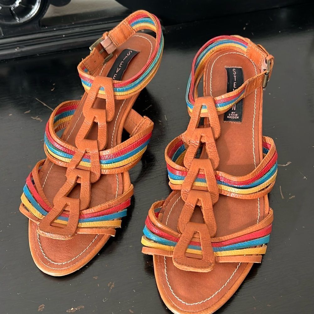 Steve Madden Jannis Sandals Leather Colorful Wedge